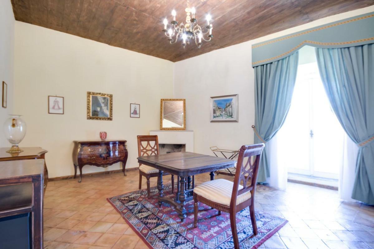 Castello Di Caccuri Suites Экстерьер фото
