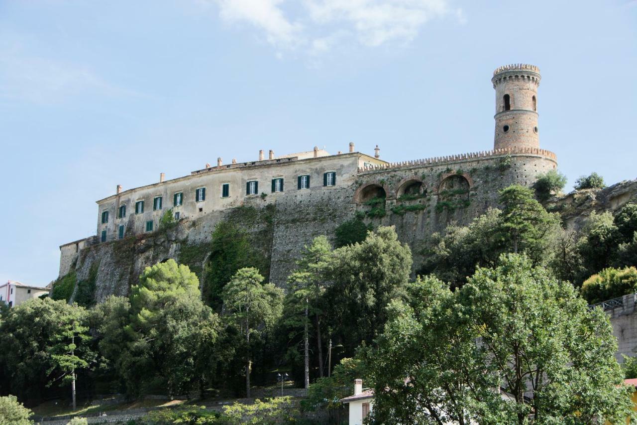 Castello Di Caccuri Suites Экстерьер фото
